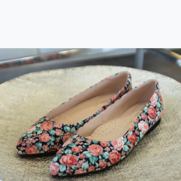 Ten Eleven - Picture 5 of 5